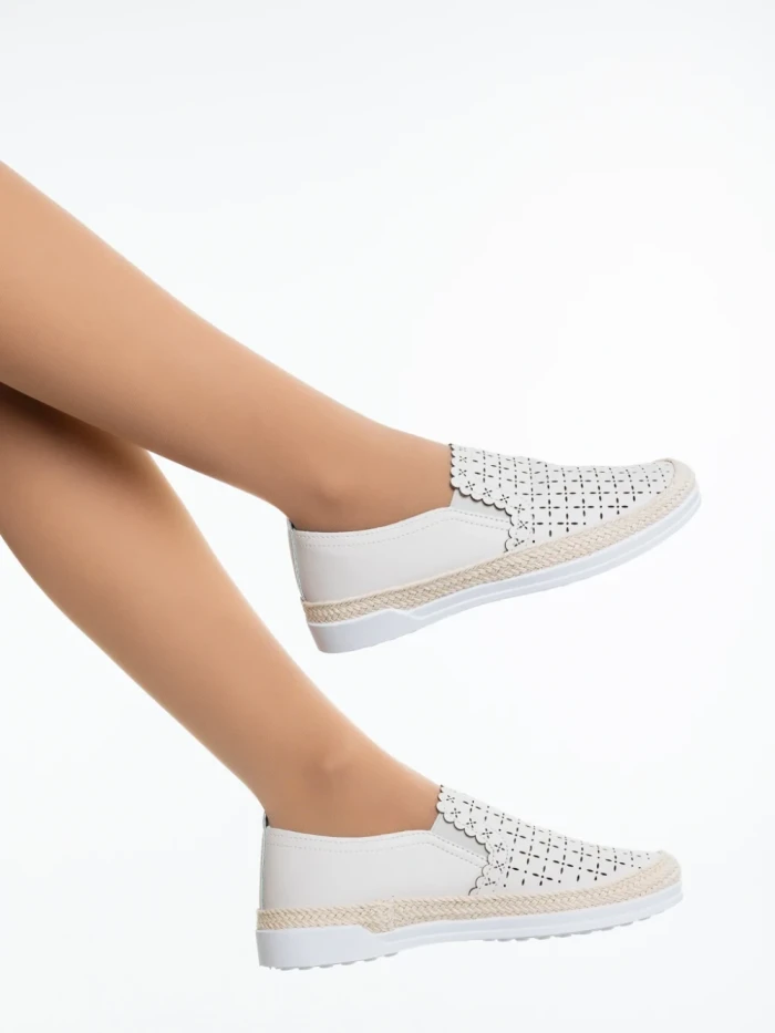 Mocasini dama bej din piele ecologica Emena