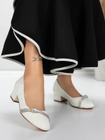 Pantofi cu Toc mic 3XKK99 Alb » MeiShop.Ro