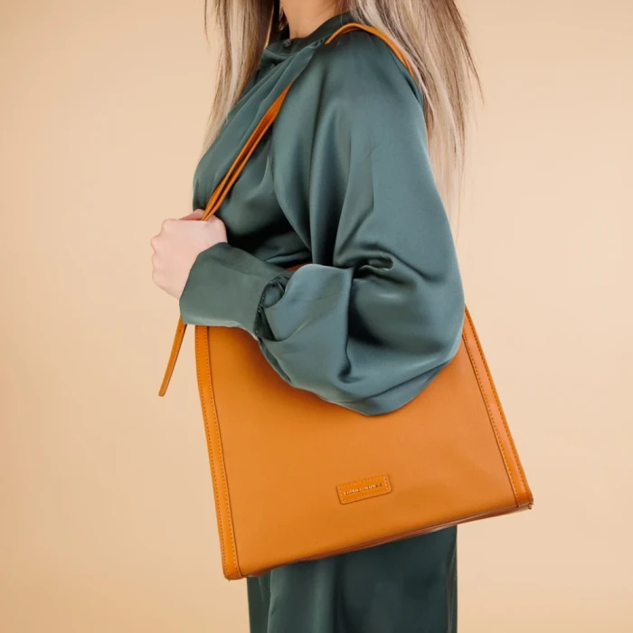 Geanta dama David Jones camel din piele ecologica Hadia
