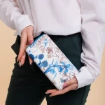 Portofel dama albastru cu flori din piele ecologica Rosenda