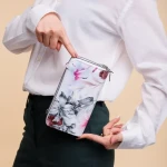 Portofel dama alb cu flori din piele ecologica Catriona