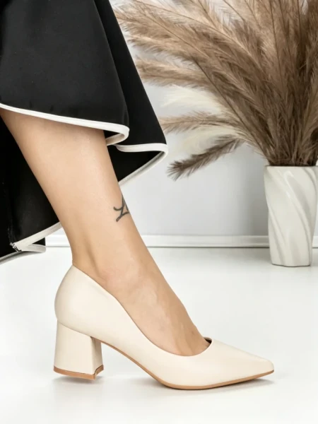 Pantofi cu Toc Gros J-56A BEIGE | CHERIE