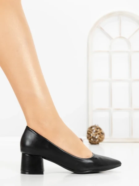 Pantofi cu Toc Gros 8125 BLACK | CM